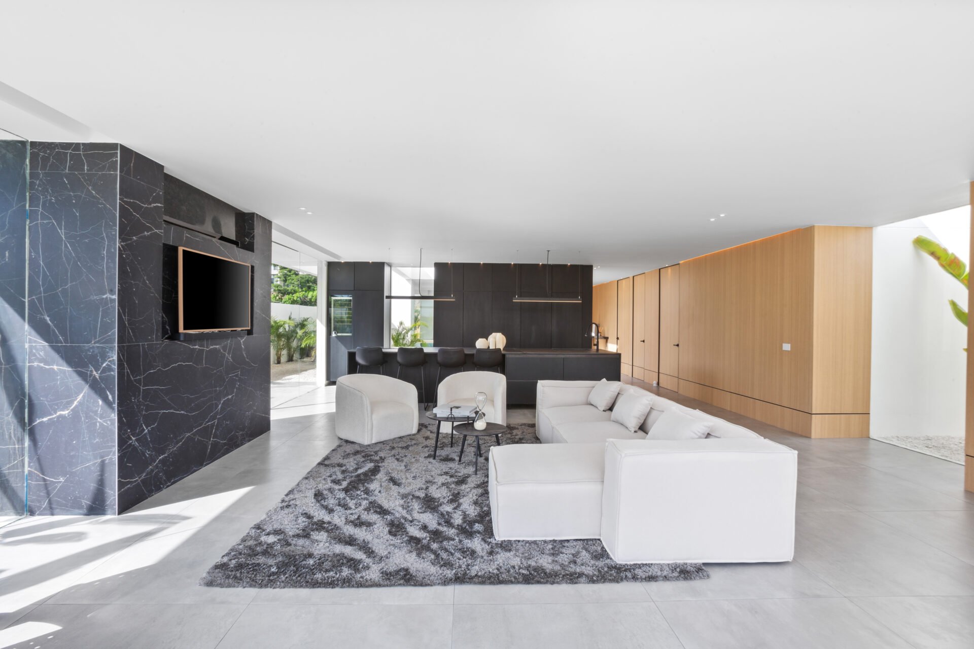Villa Juba | Contemporary 4-Bedroom Villa with Mono Loco Beach Club Membership in Tamarindo