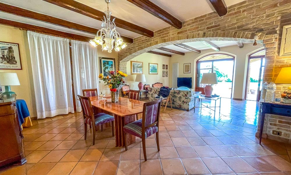 Authentic Villa with Panoramic Terrace and Pool 