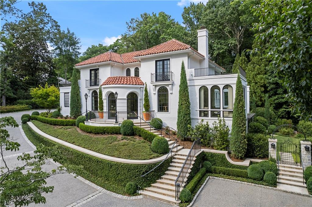 3571 Tuxedo Park NW