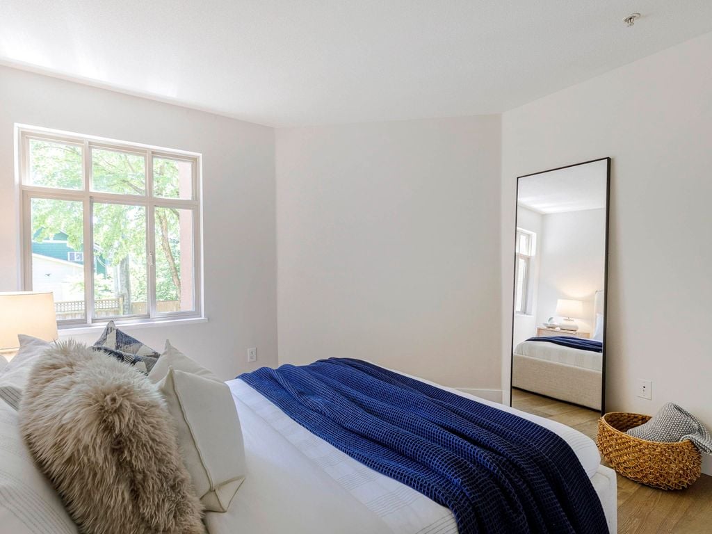 3036 W 4th Ave, #15