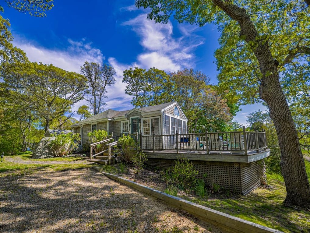 14 Carroll Ln