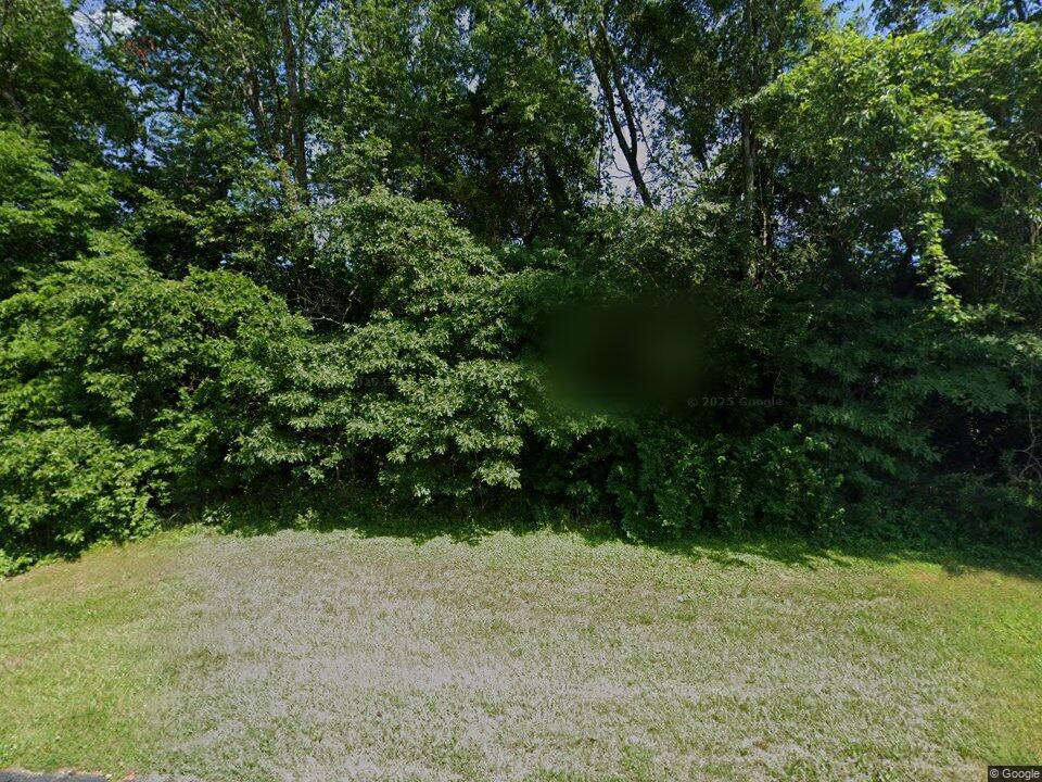 15905 Willow Creek Rd