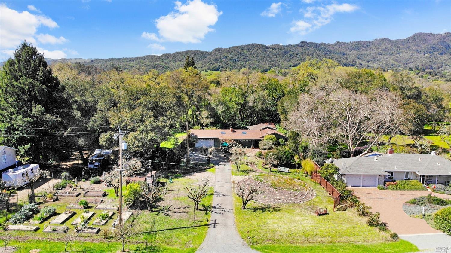 760 Agua Caliente Road West