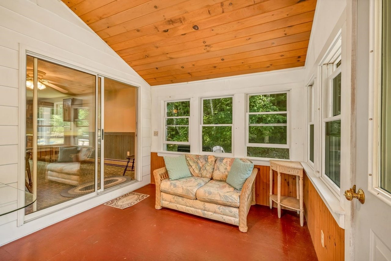 10 Reservoir Rd