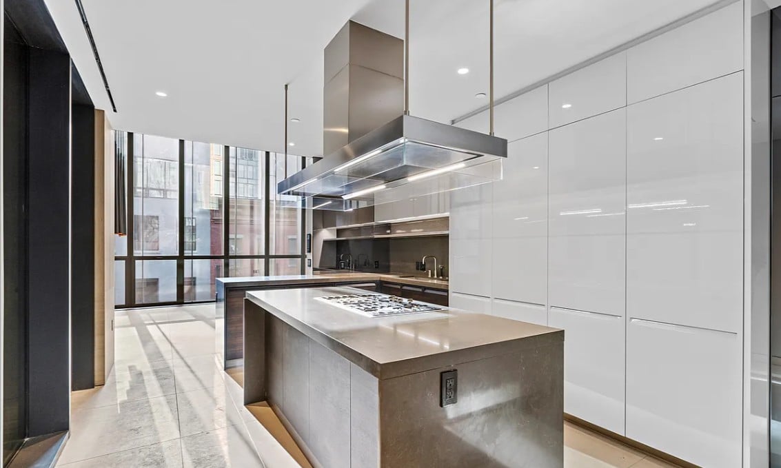 522 West 29th Street #3B