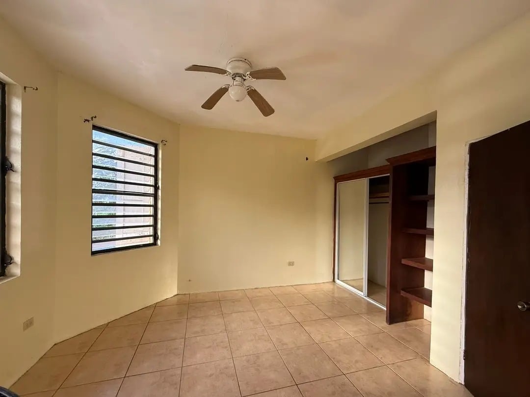 1099 Spooners 2 Bedroom Apartment 