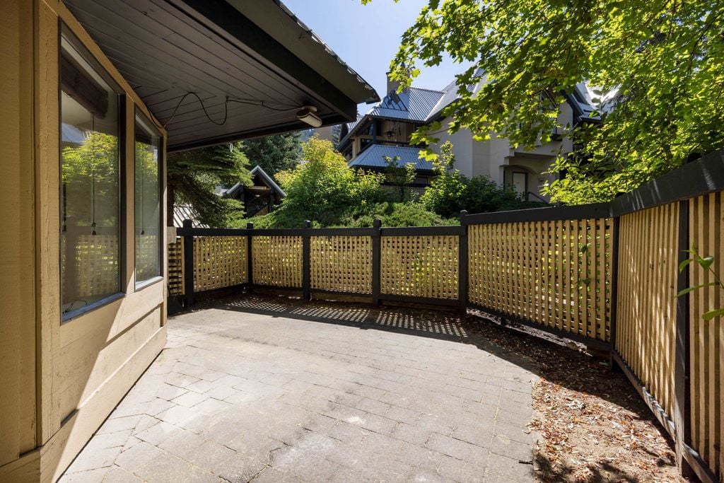 4725 Spearhead Dr, #26