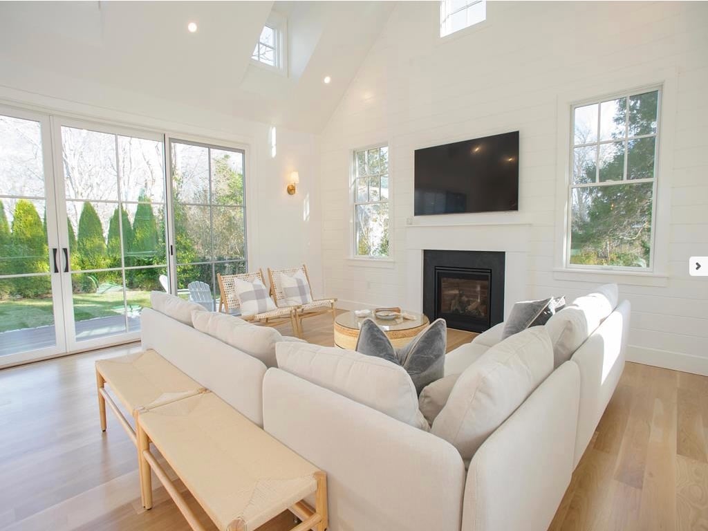 27 Pinehurst Rd