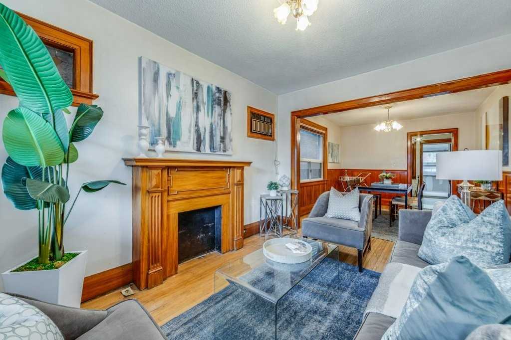221 Victoria Park Ave