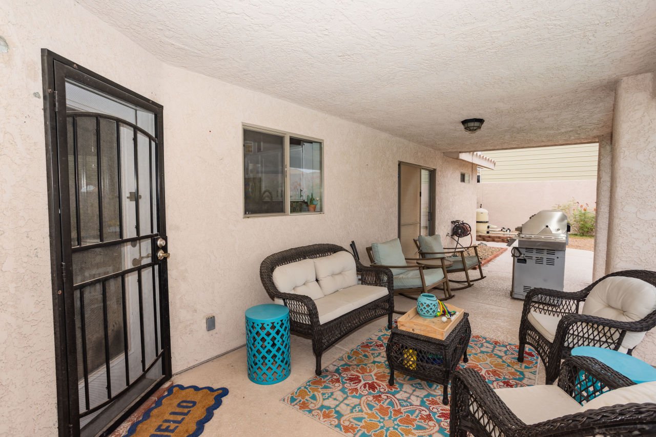 2870 Canyon Oak Dr