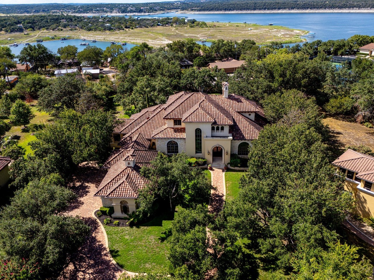 204 Bella Cima Dr