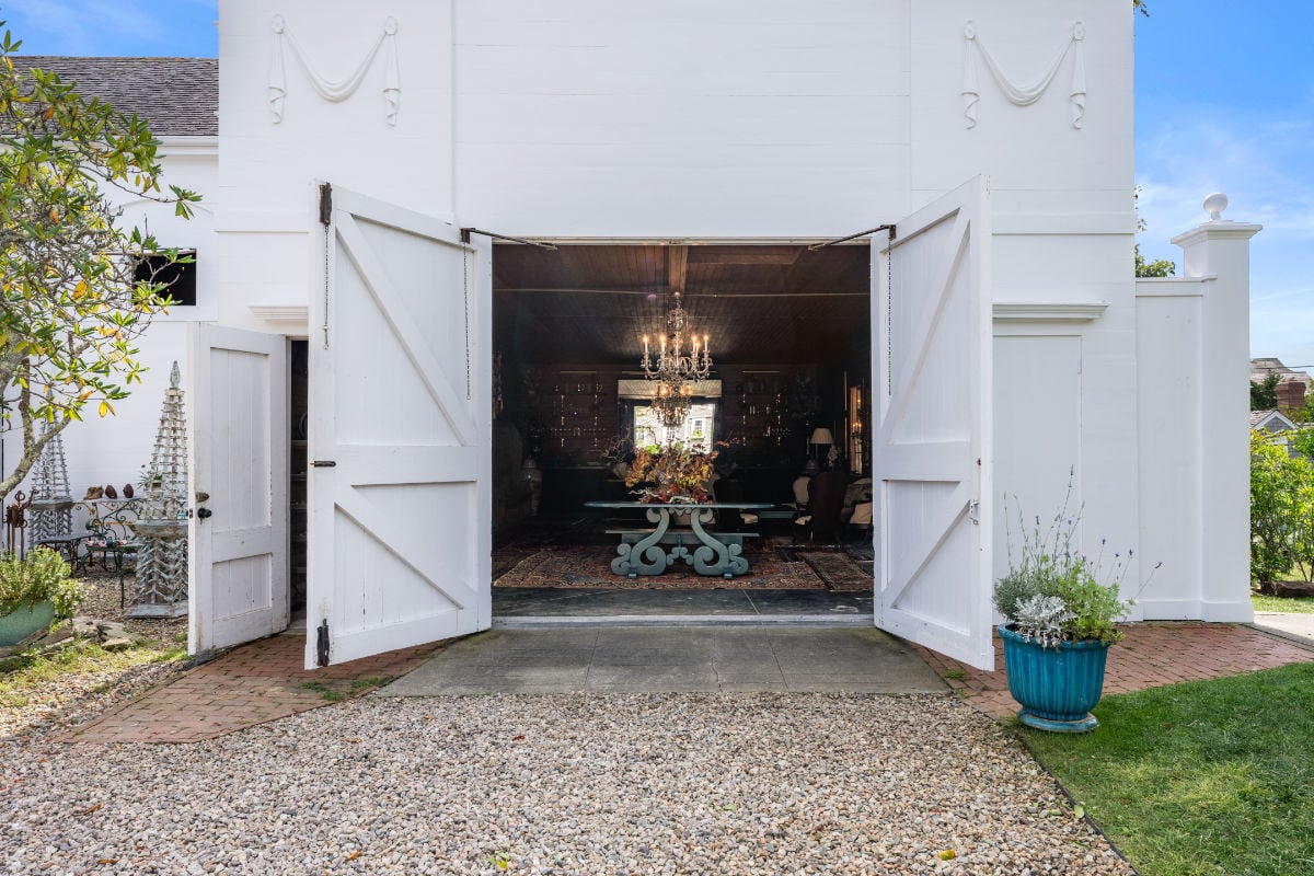 19 Pleasant Street - Moors End