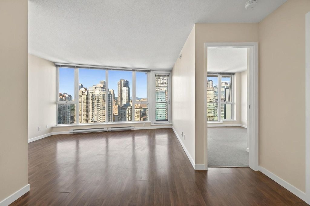 233 Robson St, #3210
