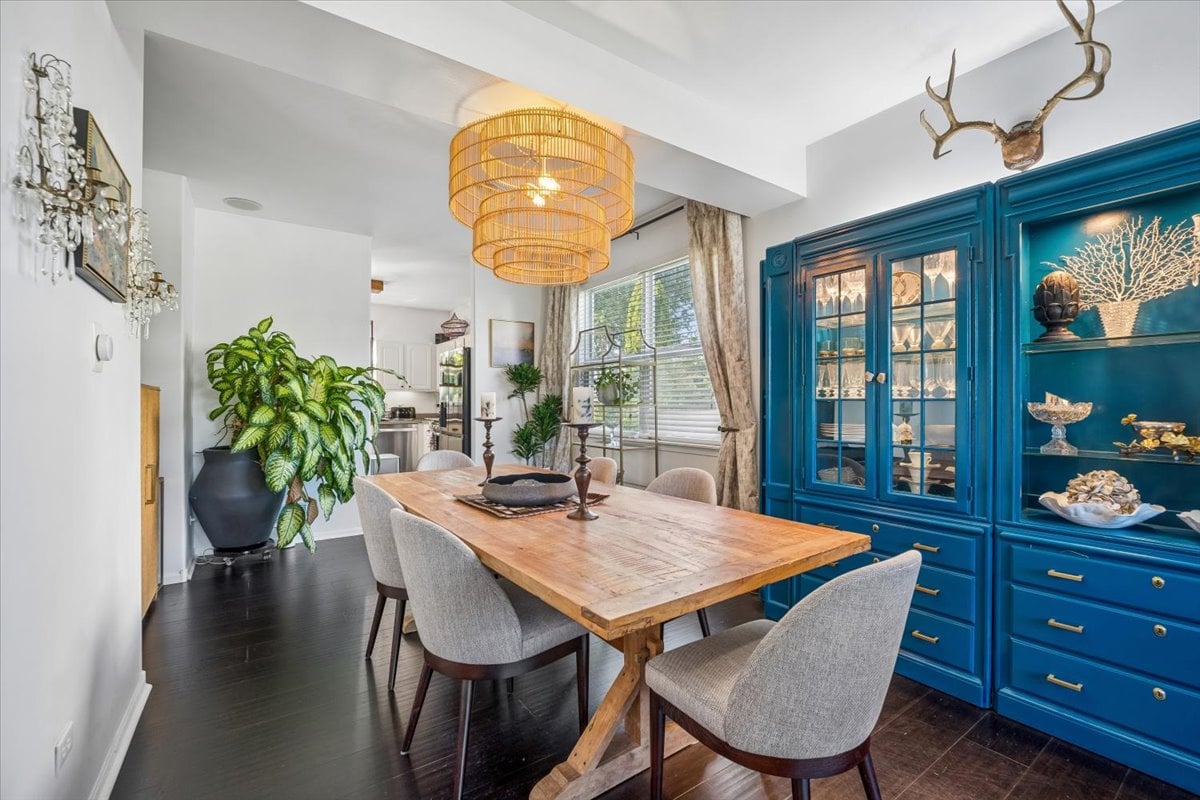 Stunning McHenry Oasis