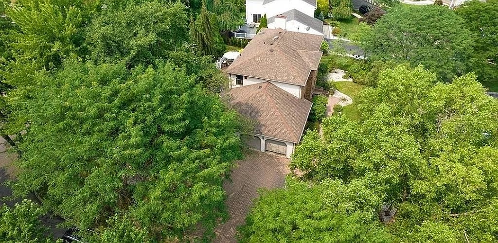 15 Vanderwater Ct