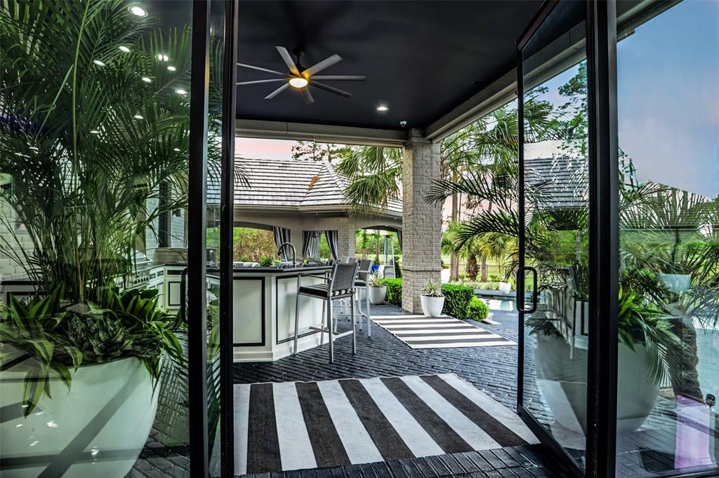 47 Grand Regency Cir