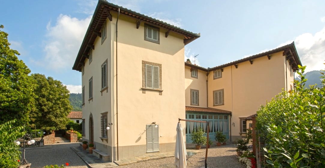 Hilltop Estate Near Lucca