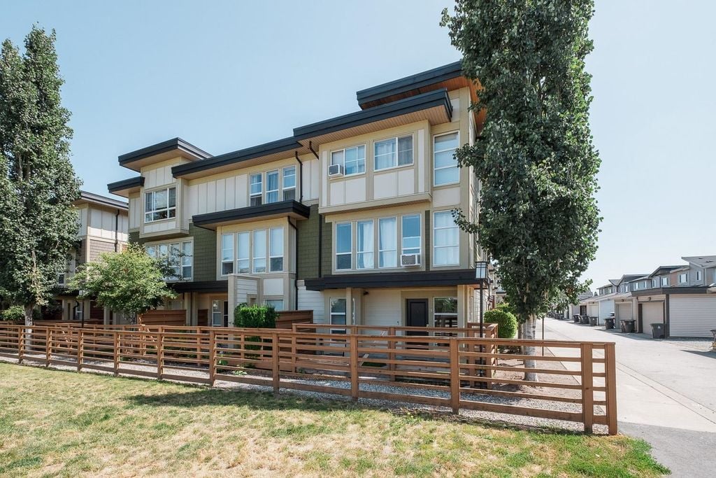 19477 72A Ave, #71