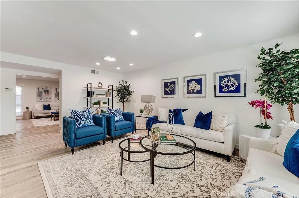 741 Katherine Ln