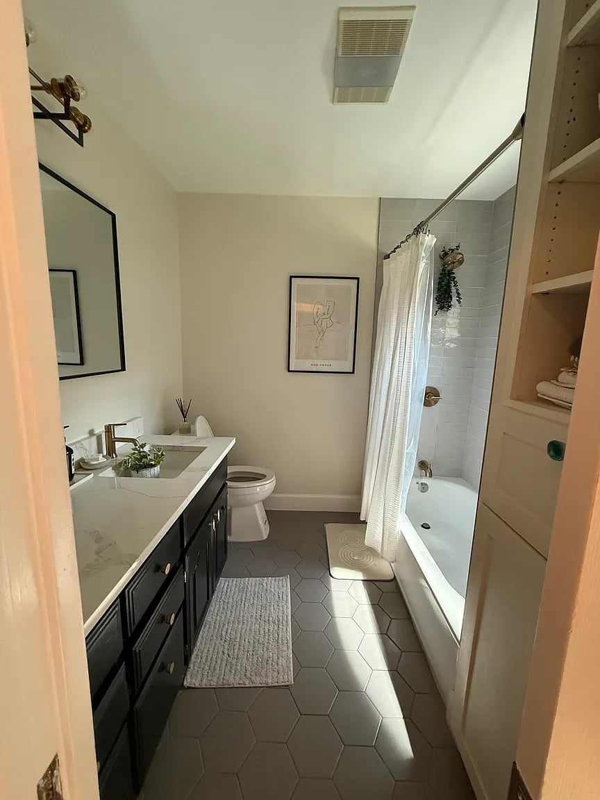 2507 South 6th St, Austin, TX 78704