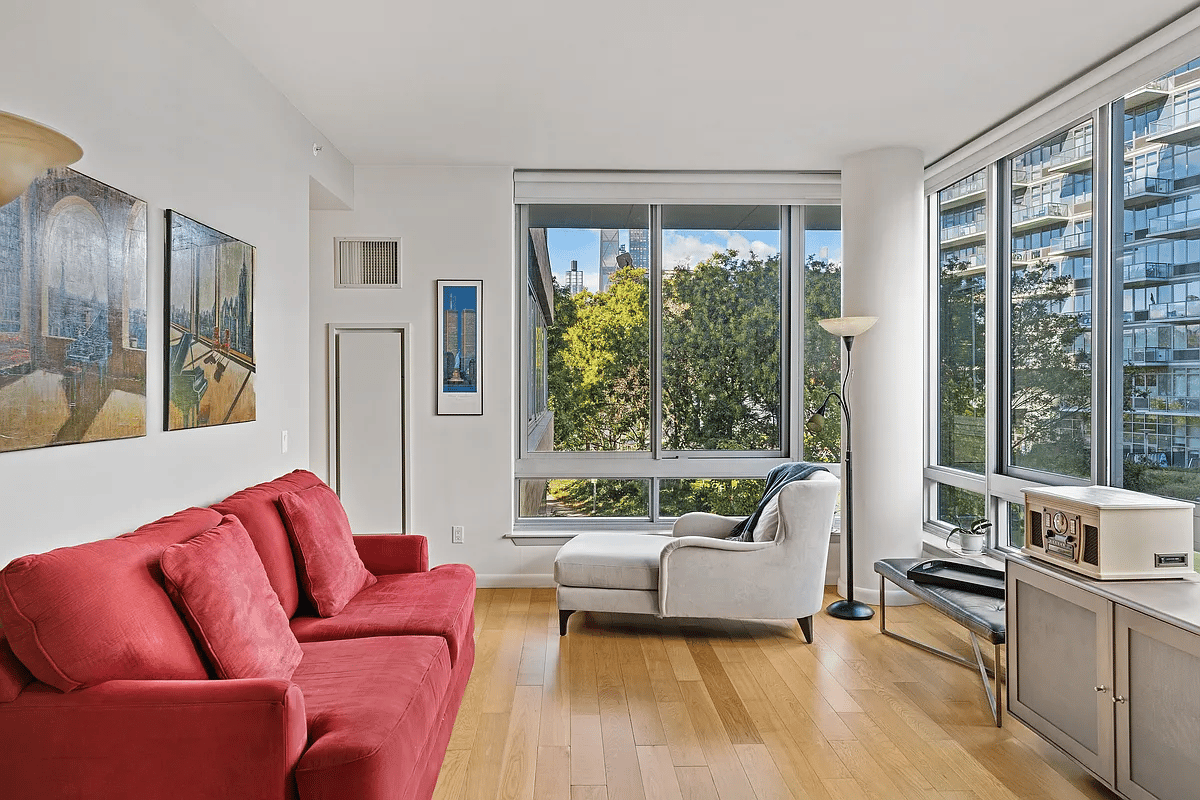 46-30 Center Boulevard 203