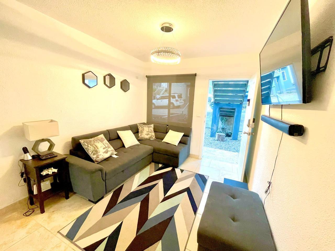 3-D Condo, Ludy’s Village