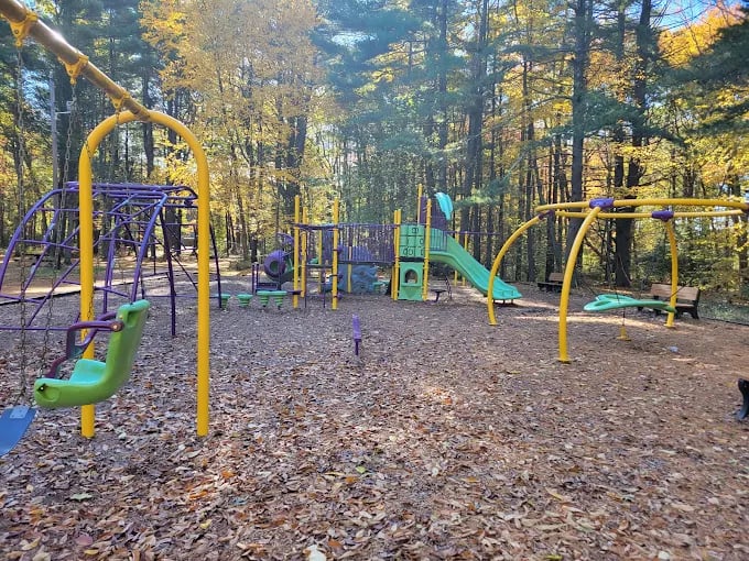 Kid & Pet Friendly Places in Rockland, MA