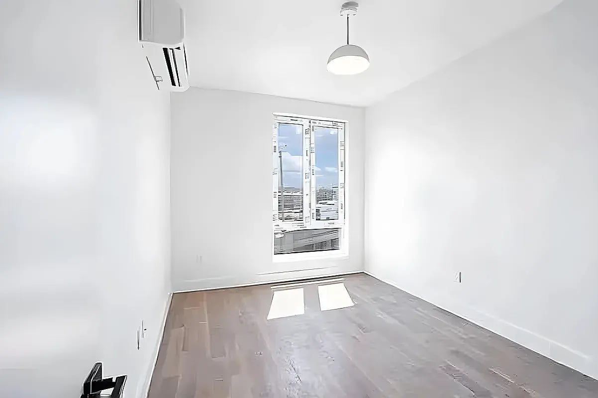 391 Meeker Ave 2A