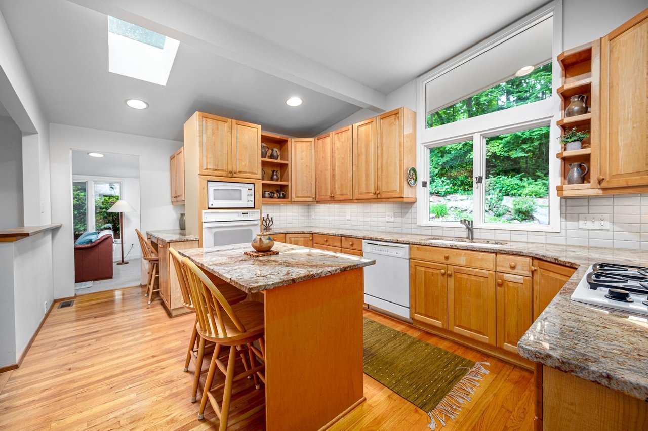 2 Bartram Dr