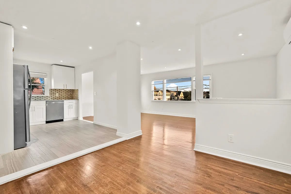 95-19 160th Ave #2FAM