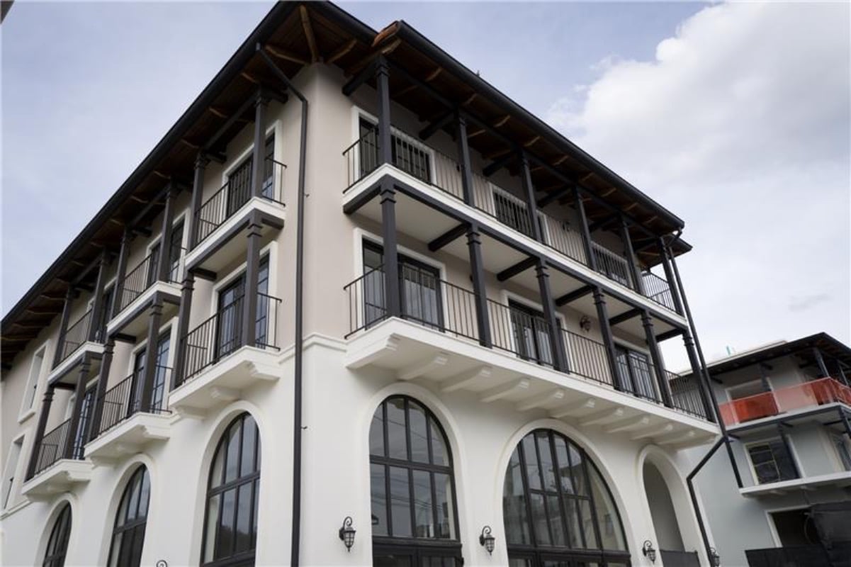 291041 La Rambla | Vibrant Urban-Coastal Living in the Heart of Las Catalinas