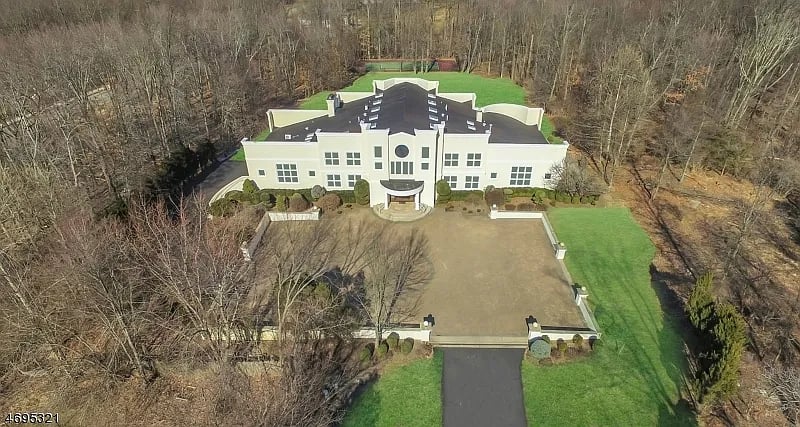 389 E Mount Pleasant Ave