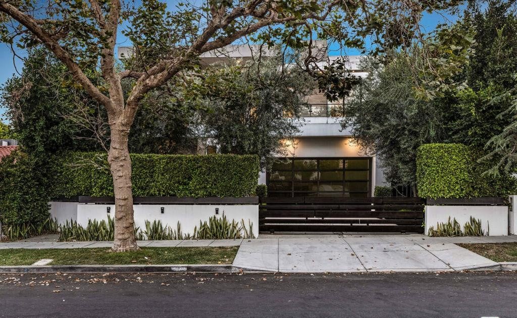 N Edinburgh Avenue, 90048