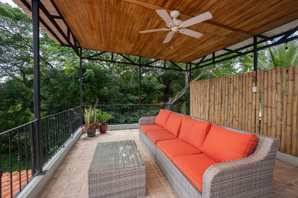 Casa Reye | Stunning 3-Bedroom Beach Home with Rooftop Ocean Views and Private Pool in Surfside, Playa Potrero