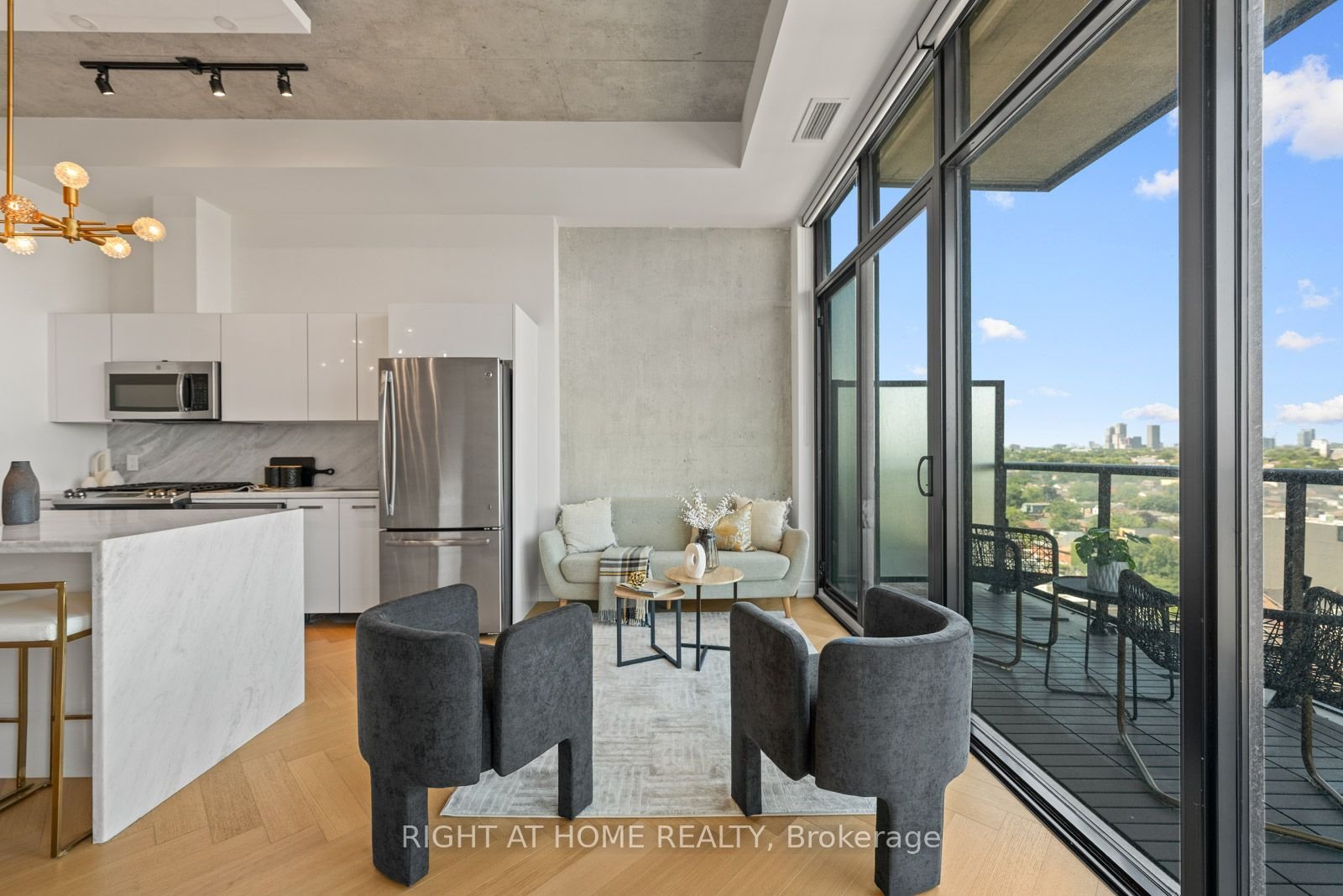 PENTHOUSE AT THE HARLOWE