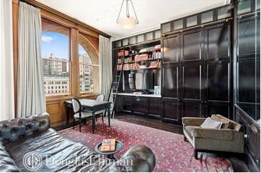 874 Broadway, #905