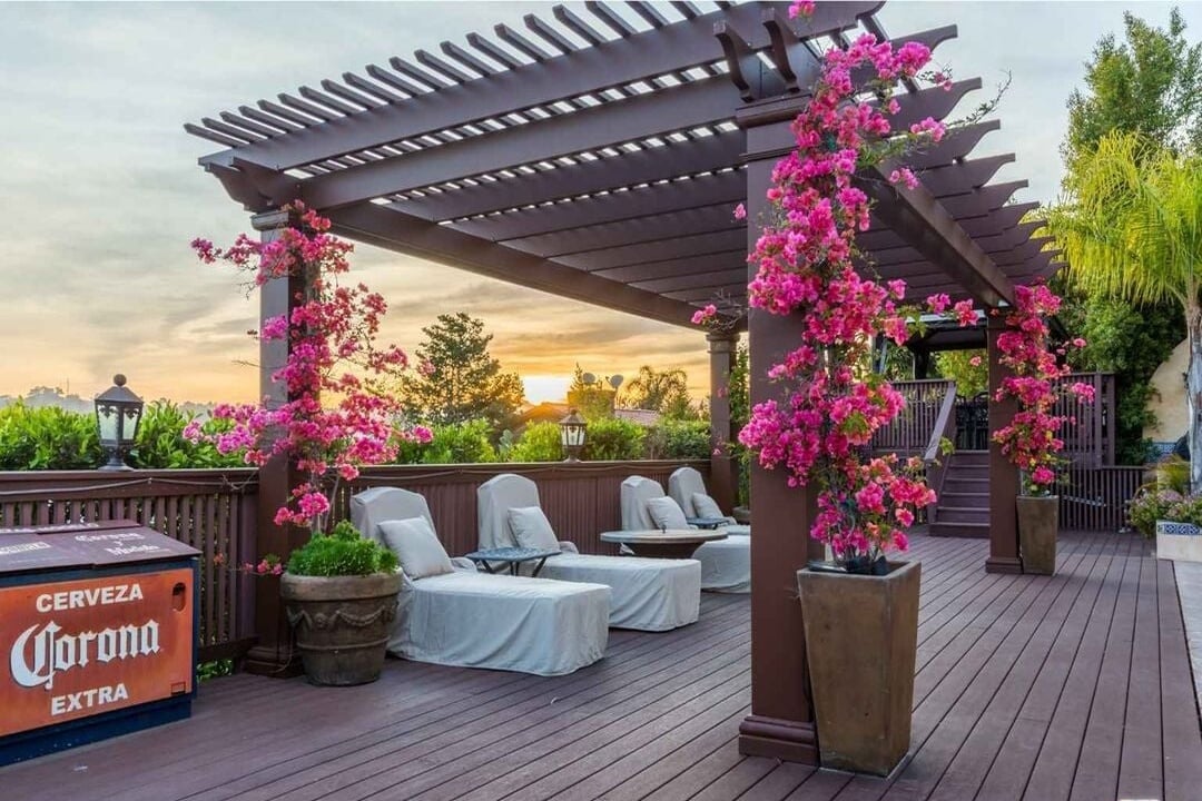 Celestia Crest, Venus Dr, 90046