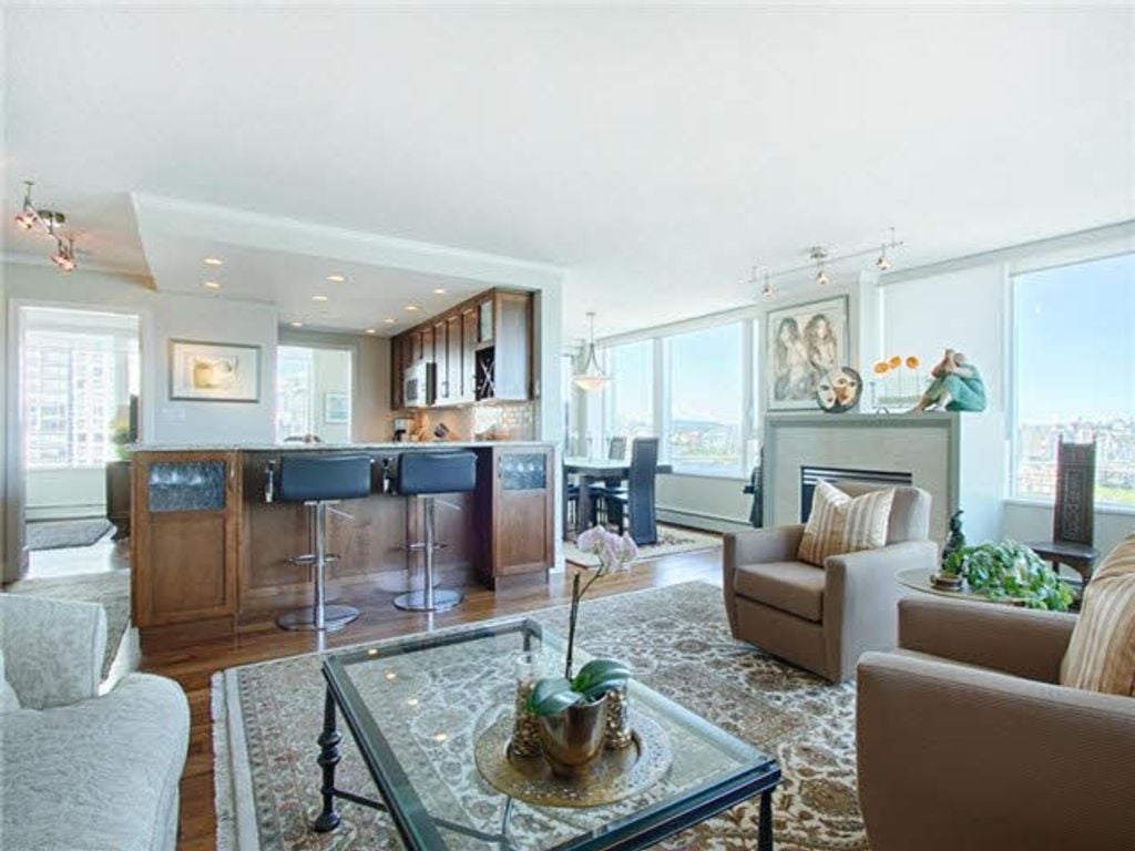 1383 Marinaside Cres, #1603
