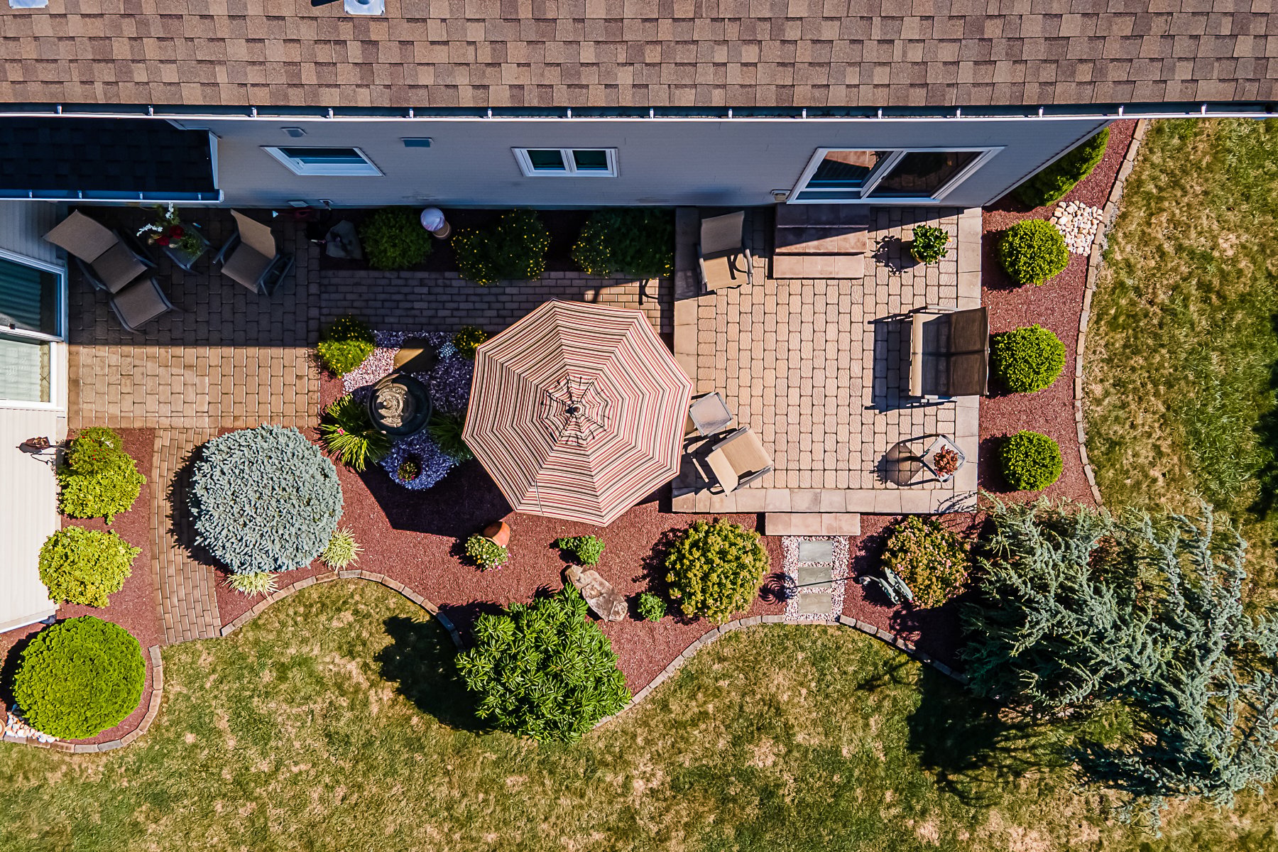 2785 Hill Drive