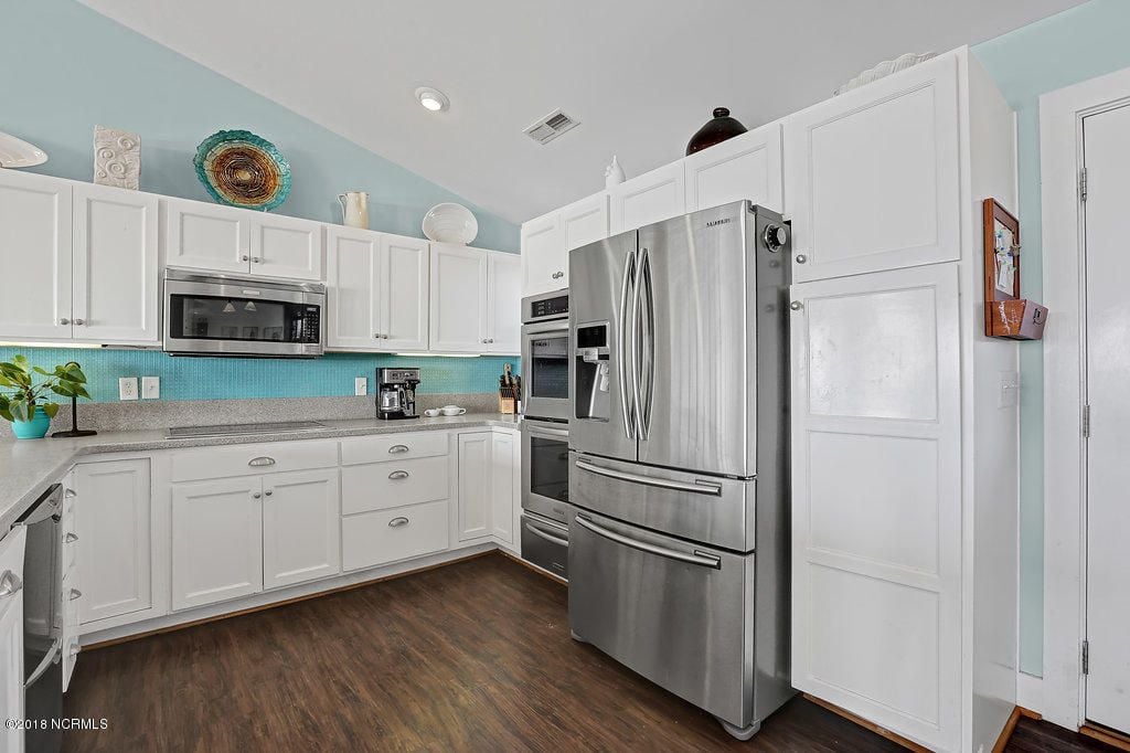 Ocean Front Home With Full Separate Apartment