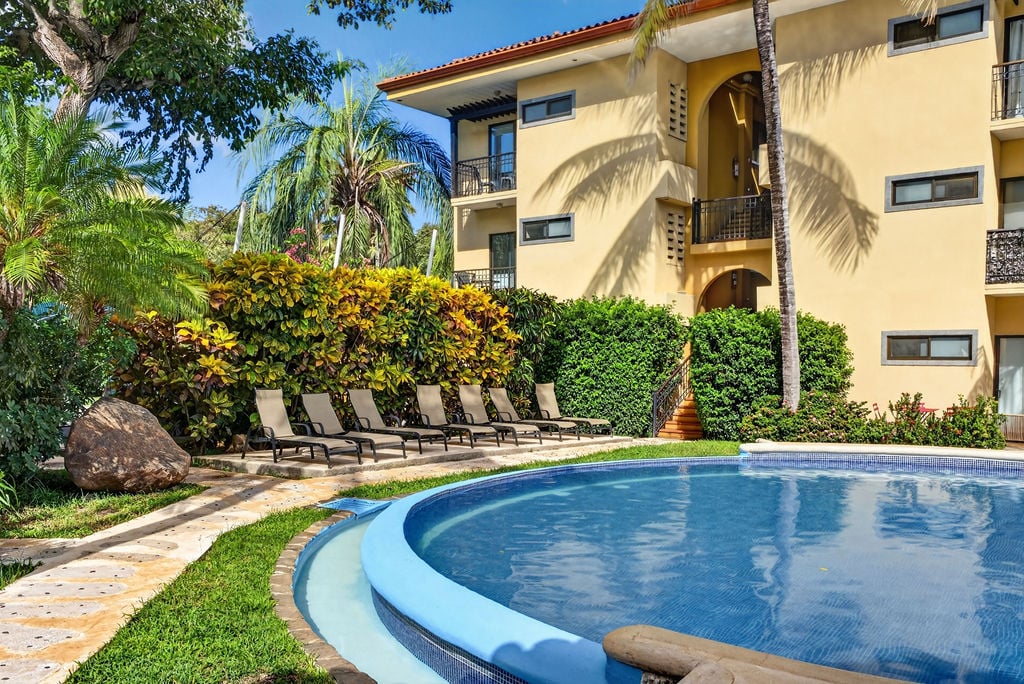 The Oaks #21 | Top-Floor, Turnkey Condo Minutes from Tamarindo