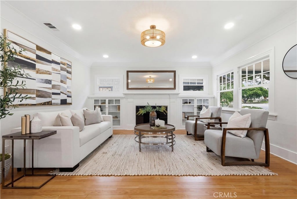 349 N Glendora Ave, Glendora