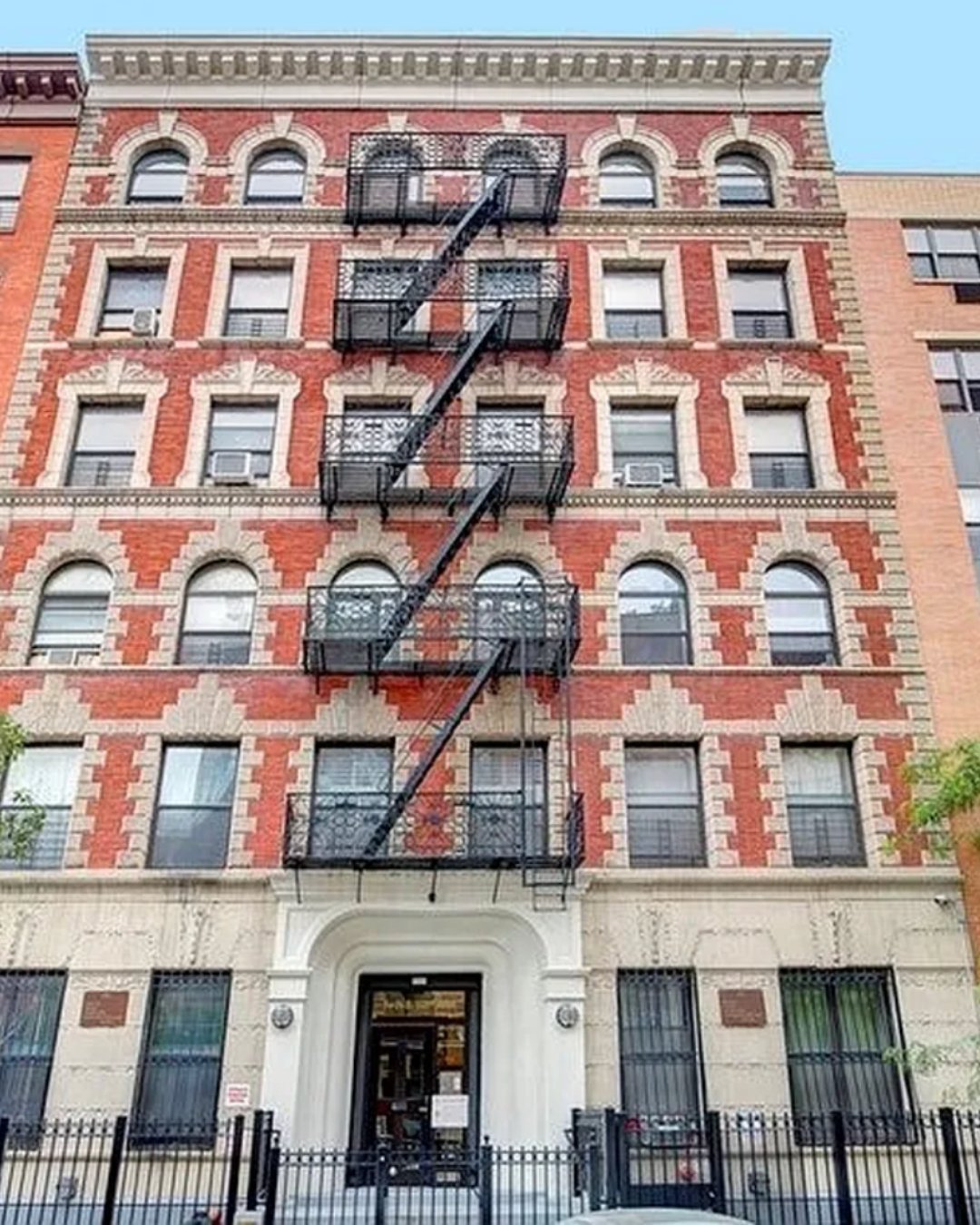 HDFC Co-Ops in NYC: What They Are & Why You Need an Expert to Navigate Them