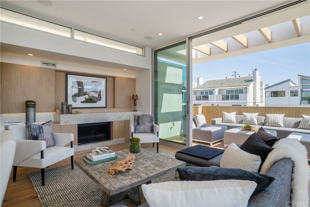 131 2nd St