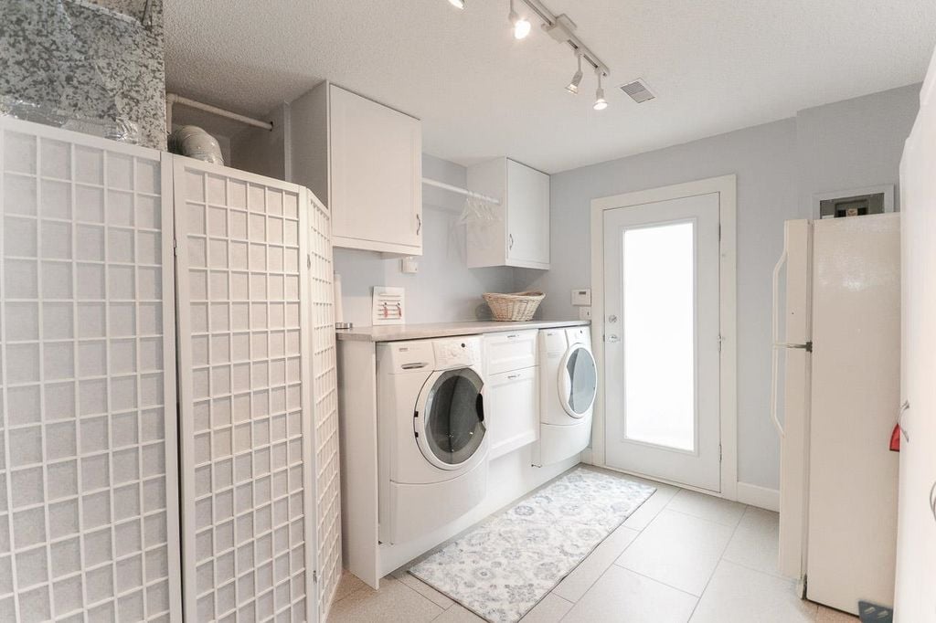 11291 Seventh Ave, #28