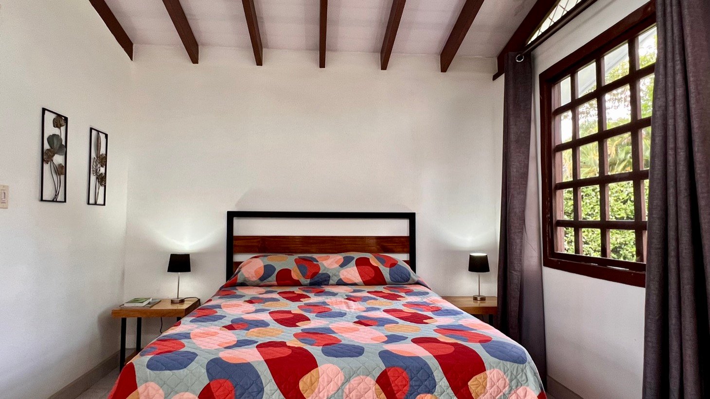 Home, 2 Rental Cabinas & Expansion Potential in Ojochal