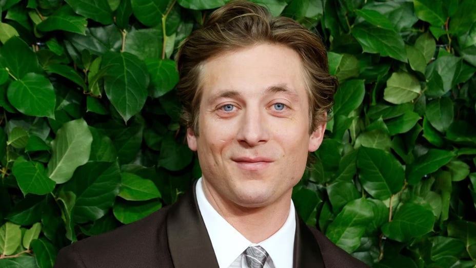 Jeremy Allen White Reveals Secret ‘Obsession’ With Real Estate—Admitting He’s ‘Always on the Realtor App’ Looking at New Homes
