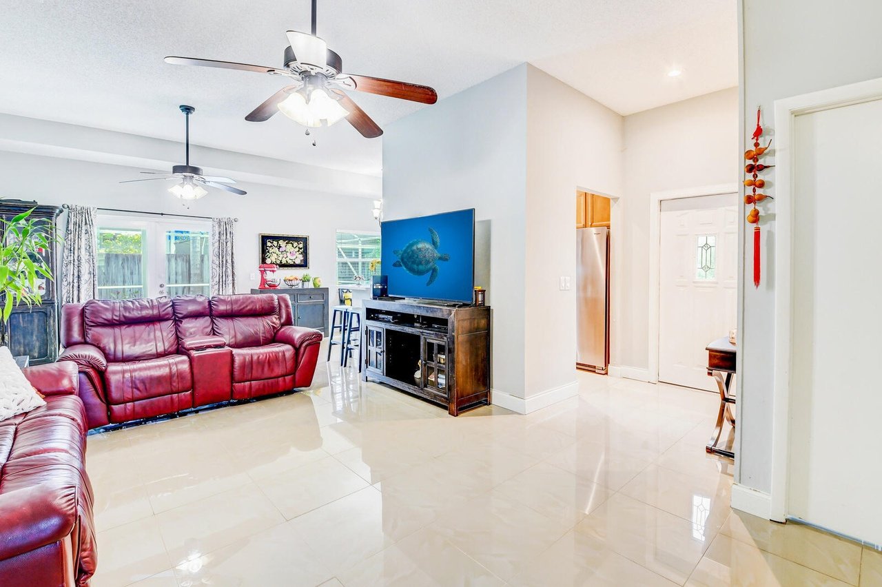 23051 Floralwood Ln