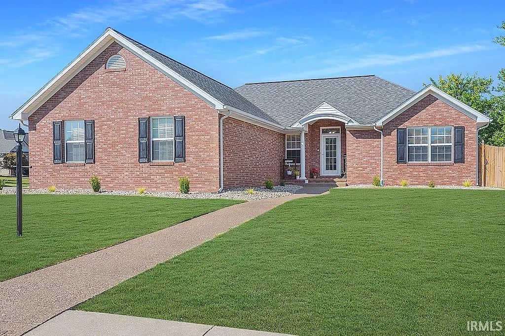 3718 Kennesaw Dr