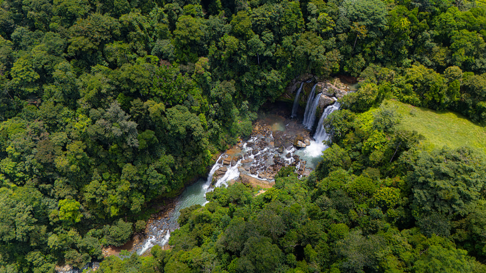 3 Bedroom Luxury Modern Tropical Home in Dominical